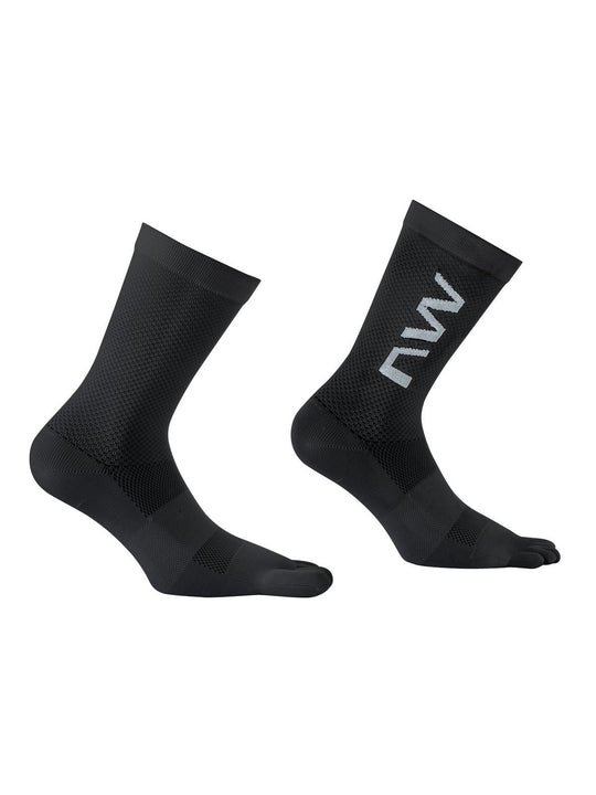 Skarpety rowerowe NORTHWAVE Extreme Five Sock czarne
Skarpety rowerowe NORTHWAVE Extreme Five Sock czarne