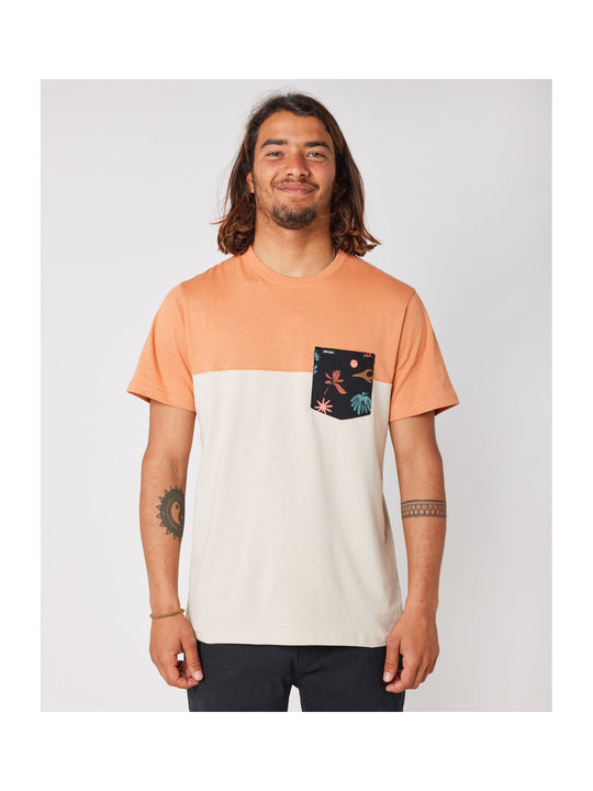 Koszulka RIP CURL Inda Pocket Tee biały - Adventure Sports
Koszulka RIP CURL Inda Pocket Tee biały - Adventure Sports