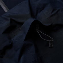 Kurtka z membraną Sail Racing GORE TEX HOODED JACKET granatowa
Kurtka z membraną Sail Racing GORE TEX HOODED JACKET granatowa