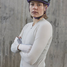 Koszulka rowerowa POC ESSENTIAL ROAD W’S LS - beżowa - Adventure Sports
Koszulka rowerowa POC ESSENTIAL ROAD W’S LS - beżowa - Adventure Sports