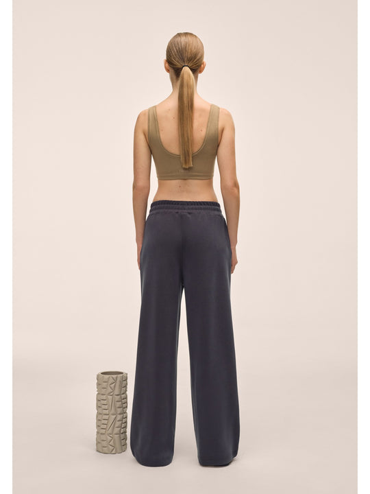Spodnie damskie CASALL Peachy Straight Leg Jogger czarny
Spodnie damskie CASALL Peachy Straight Leg Jogger czarny