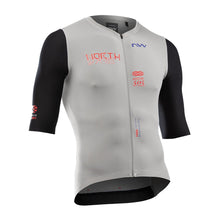 Koszulka rowerowa NORTHWAVE Extreme Evo Jersey jasny szary - Adventure Sports
Koszulka rowerowa NORTHWAVE Extreme Evo Jersey jasny szary - Adventure Sports