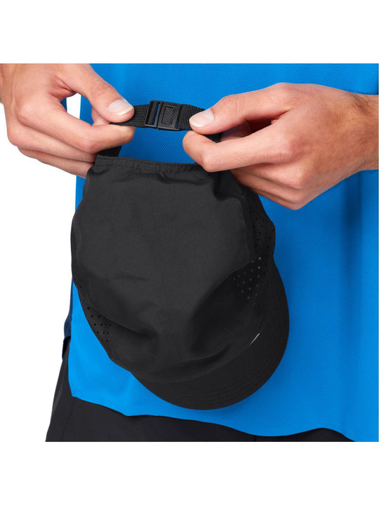 Czapka do biegania ON RUNNING Lightweight Cap czarny
Czapka do biegania ON RUNNING Lightweight Cap czarny