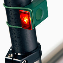 Lampka rowerowa BOOKMAN Block Light Rear 18lm zielony
Lampka rowerowa BOOKMAN Block Light Rear 18lm zielony