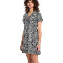 Sukienka VOLCOM Rawly Dress czarny
Sukienka VOLCOM Rawly Dress czarny