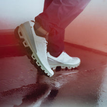 Buty traliowe męskie On Running Cloudventure Waterproof ice/kelp
Buty traliowe męskie On Running Cloudventure Waterproof ice/kelp