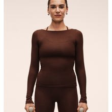 Koszulka damska CASALL Sublime Boatneck Long Sleeve brązowa
Koszulka damska CASALL Sublime Boatneck Long Sleeve brązowa