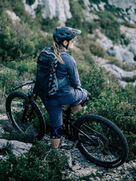 Kask rowerowy Julbo Forest Evo czarno fioletowy - Adventure Sports
Kask rowerowy Julbo Forest Evo czarno fioletowy - Adventure Sports