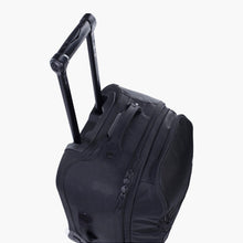 Walizka EVOC Terminal Bag 40+20 black
Walizka EVOC Terminal Bag 40+20 black