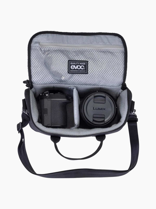 Torba na aparat EVOC CB 6 BLACK
Torba na aparat EVOC CB 6 BLACK