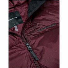 Kurtka narciarska damska PEAK PERFORMANCE Glissade Down Ski Jacket bordowa
Kurtka narciarska damska PEAK PERFORMANCE Glissade Down Ski Jacket bordowa
