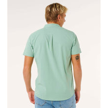 Koszula męska RIP CURL Vaporcool Aerotech S/S Shirt zielona
Koszula męska RIP CURL Vaporcool Aerotech S/S Shirt zielona