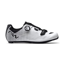 Buty rowerowe NORTHWAVE Storm Carbon 2 biały/czarny - Adventure Sports
Buty rowerowe NORTHWAVE Storm Carbon 2 biały/czarny - Adventure Sports