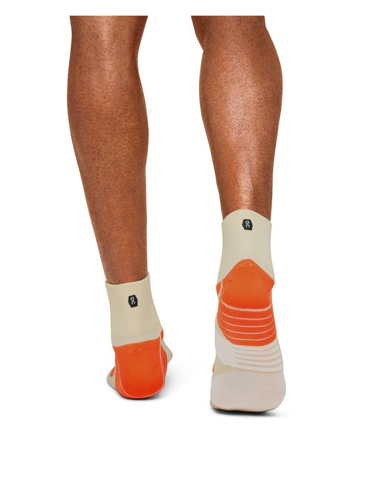 Skarpety do biegania On Performance Mid Sock beżowy
Skarpety do biegania On Performance Mid Sock beżowy