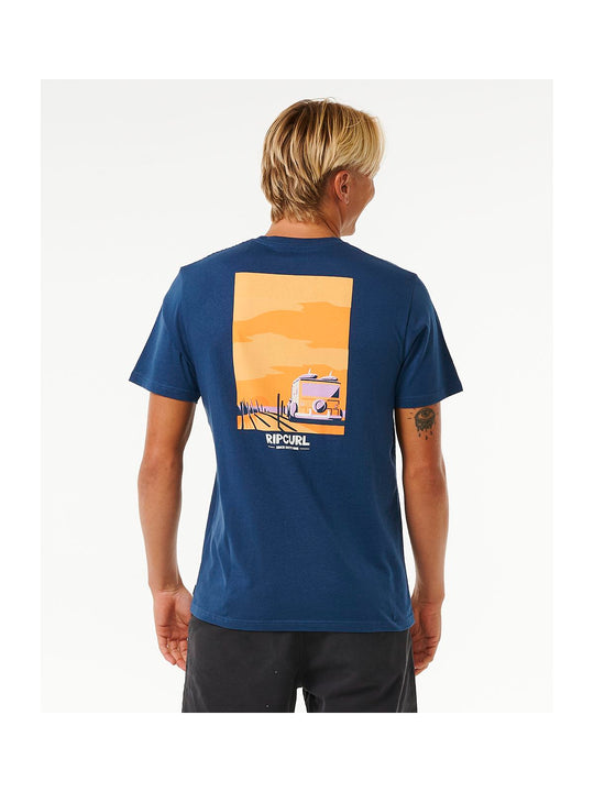 Koszulka RIP CURL Keep On Trucking Tee granatowy - Adventure Sports
Koszulka RIP CURL Keep On Trucking Tee granatowy - Adventure Sports