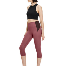Top treningowy ON RUNNING Movement Crop czarny
Top treningowy ON RUNNING Movement Crop czarny