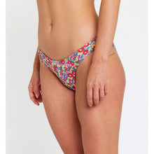 Dół od kostiumu RIP CURL Las Flores Full Pant czerwony
Dół od kostiumu RIP CURL Las Flores Full Pant czerwony