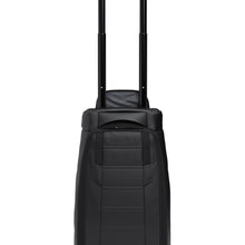 Torba podróżna na kółkach Db™ Hugger Roller Bag Carry-On 40L czarny
Torba podróżna na kółkach Db™ Hugger Roller Bag Carry-On 40L czarny