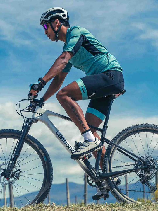 Spodenki rowerowe NORTHWAVE Force Evo Bibshort czarno niebieski - Adventure Sports
Spodenki rowerowe NORTHWAVE Force Evo Bibshort czarno niebieski - Adventure Sports