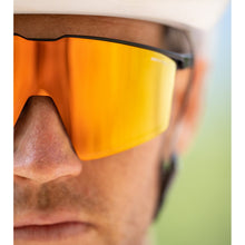 Okulary fotochromowe Julbo Edge - czarny/opalowy | Reactiv Light Amplifier cat 1-3 - L - Adventure Sports
Okulary fotochromowe Julbo Edge - czarny/opalowy | Reactiv Light Amplifier cat 1-3 - L - Adventure Sports