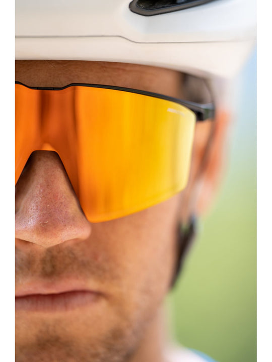 Okulary fotochromowe Julbo Edge - czarny/opalowy | Reactiv Light Amplifier cat 1-3 - L - Adventure Sports
Okulary fotochromowe Julbo Edge - czarny/opalowy | Reactiv Light Amplifier cat 1-3 - L - Adventure Sports