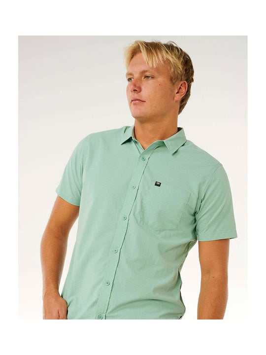 Koszula męska RIP CURL Vaporcool Aerotech S/S Shirt zielona
Koszula męska RIP CURL Vaporcool Aerotech S/S Shirt zielona
