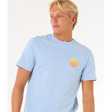 Koszulka RIP CURL Wettie Passage Icon Tee niebieski
Koszulka RIP CURL Wettie Passage Icon Tee niebieski