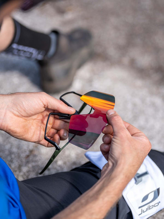 Okulary rowerowe Julbo Edge - khaki/czarny | Spectron cat 3 Cf + L - Adventure Sports
Okulary rowerowe Julbo Edge - khaki/czarny | Spectron cat 3 Cf + L - Adventure Sports