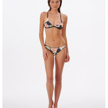 Biustonosz kąpielowy RIP CURL Sol Seeker Cross Back Tri czarny
Biustonosz kąpielowy RIP CURL Sol Seeker Cross Back Tri czarny