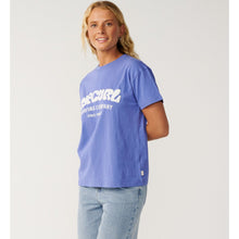 Koszulka damska RIP CURL Surf Puff Party Pack Relaxed granatowa
Koszulka damska RIP CURL Surf Puff Party Pack Relaxed granatowa