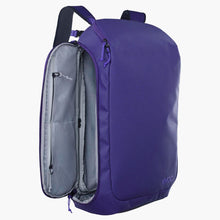 Plecak EVOC Athlete Backpack 30 violet - black
Plecak EVOC Athlete Backpack 30 violet - black