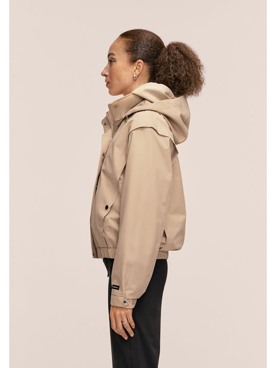 Kurtka damska CASALL Scandi Bomber Rain Jacket kolor beżowy
Kurtka damska CASALL Scandi Bomber Rain Jacket kolor beżowy