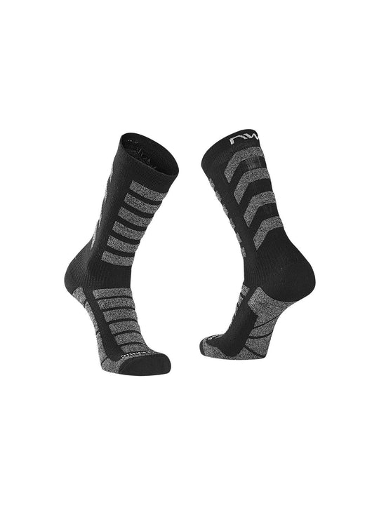 Skarpety rowerowe NORTHWAVE HUSKY Ceramic High Sock czarny
Skarpety rowerowe NORTHWAVE HUSKY Ceramic High Sock czarny