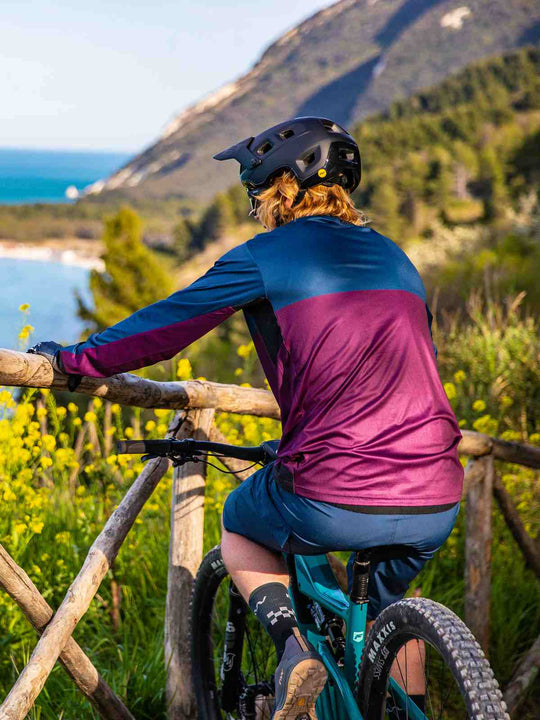 Koszulka rowerowa NORTHWAVE Edge Jersey niebieski/fioletowy - Adventure Sports
Koszulka rowerowa NORTHWAVE Edge Jersey niebieski/fioletowy - Adventure Sports