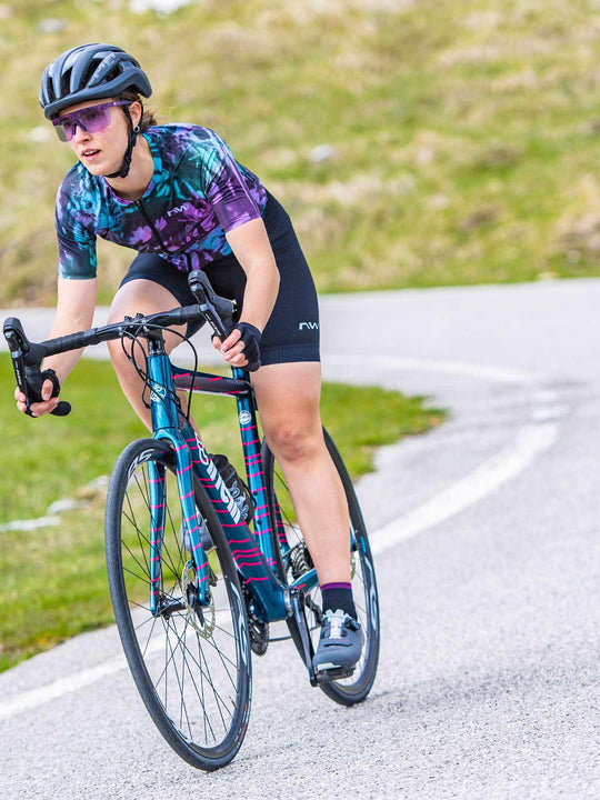 Spodenki rowerowe damskie NORTHWAVE Active W’s Bibshort - czarny - Adventure Sports
Spodenki rowerowe damskie NORTHWAVE Active W’s Bibshort - czarny - Adventure Sports