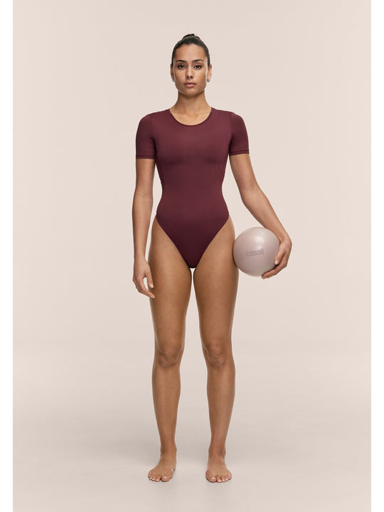 Body CASALL Studio Body Short Sleeve kolor bordowy
Body CASALL Studio Body Short Sleeve kolor bordowy