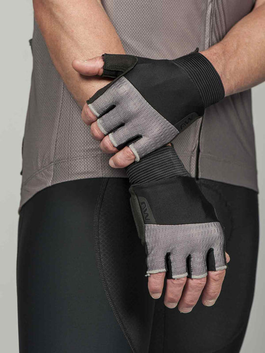 Rękawice rowerowe NORTHWAVE Extreme Pro beżowy - Rękawiczki - Adventure Sports
Rękawice rowerowe NORTHWAVE Extreme Pro beżowy - Rękawiczki - Adventure Sports