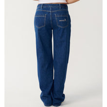 Spodnie damskie RIP CURL Aggie Relaxed Jeans granatowe
Spodnie damskie RIP CURL Aggie Relaxed Jeans granatowe