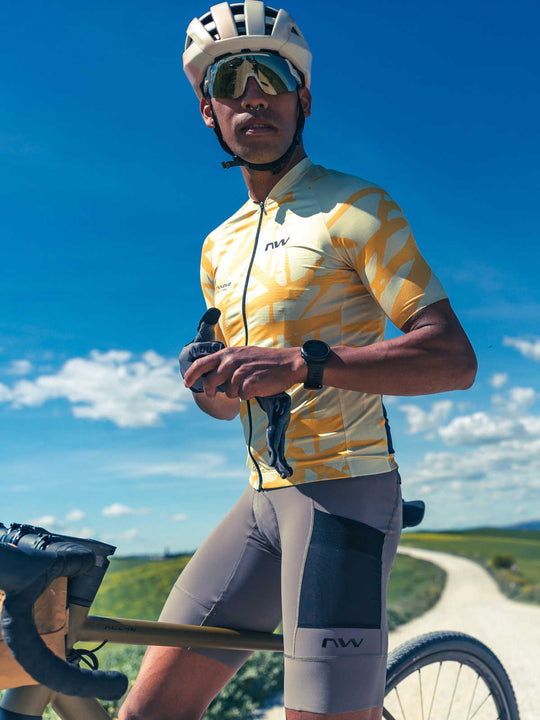 Spodenki rowerowe NORTHWAVE Fast Rock bibshort beżowy - Adventure Sports
Spodenki rowerowe NORTHWAVE Fast Rock bibshort beżowy - Adventure Sports