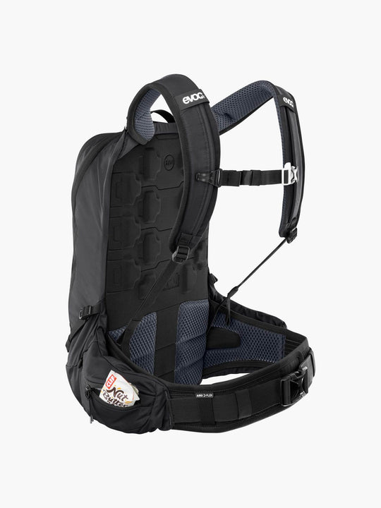 Plecak rowerowy EVOC Trail Pro Blackline 16 black
Plecak rowerowy EVOC Trail Pro Blackline 16 black
