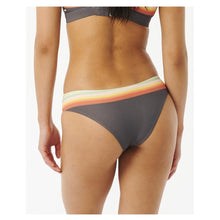 Majtki kąpielowe RIP CURL Surf Revival Cheeky
Majtki kąpielowe RIP CURL Surf Revival Cheeky
