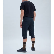 Szorty POC M's Essential Casual Shorts czarny
Szorty POC M's Essential Casual Shorts czarny