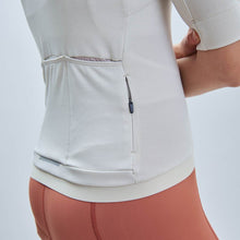 Koszulka rowerowa damska POC W’s Thermal Lite Jersey beżowa - Adventure Sports
Koszulka rowerowa damska POC W’s Thermal Lite Jersey beżowa - Adventure Sports