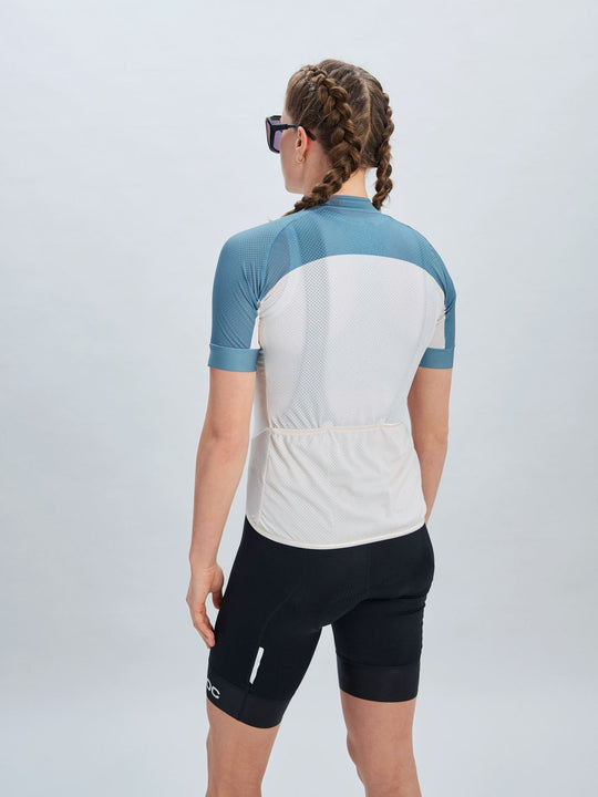 Koszulka rowerowa damska POC W’s Essential Road Logo Jersey white off - Adventure Sports
Koszulka rowerowa damska POC W’s Essential Road Logo Jersey white off - Adventure Sports