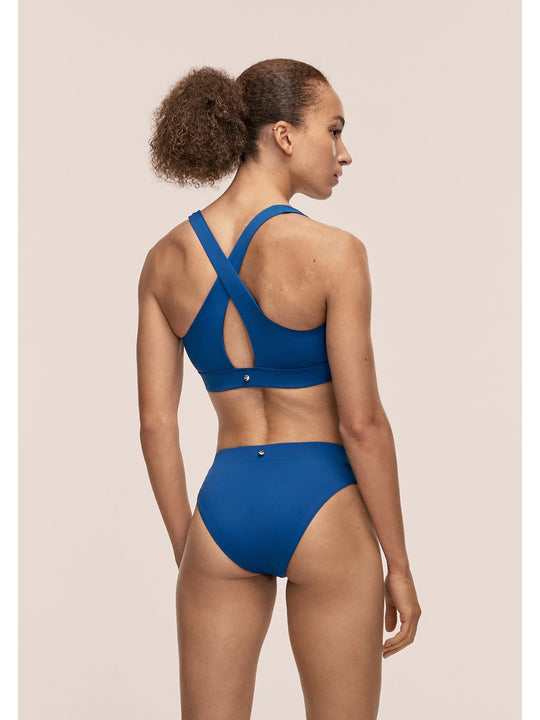 Stanik kąpielowy CASALL V-Neck Crossback Bikini Top kolor niebieski
Stanik kąpielowy CASALL V-Neck Crossback Bikini Top kolor niebieski