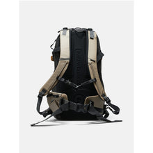 Plecak PEAK PERFORMANCE Vertical Ski Backpack 25L beżowy
Plecak PEAK PERFORMANCE Vertical Ski Backpack 25L beżowy