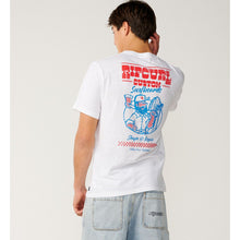 Koszulka męska RIP CURL Shaper Address Tee Update biała
Koszulka męska RIP CURL Shaper Address Tee Update biała