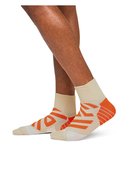 Skarpety do biegania On Performance Mid Sock beżowy
Skarpety do biegania On Performance Mid Sock beżowy