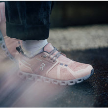 Buty damskie biegowe On Cloud 5 Waterproof różowy
Buty damskie biegowe On Cloud 5 Waterproof różowy