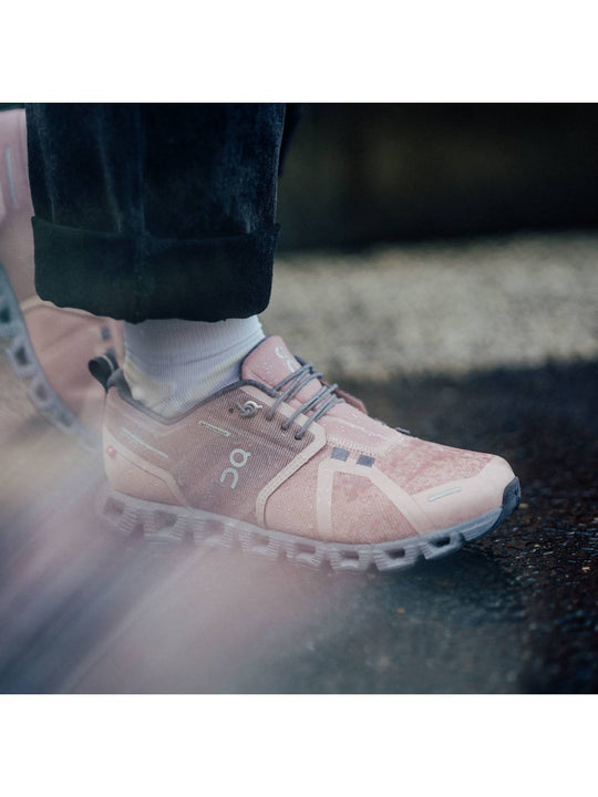 Buty damskie biegowe On Cloud 5 Waterproof różowy
Buty damskie biegowe On Cloud 5 Waterproof różowy